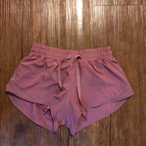 Lululemon Hotty hot short